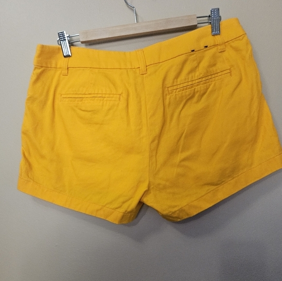 J Crew Outlet Women's Size 10 Yellow Cotton Shorts - Picture 2 of 4